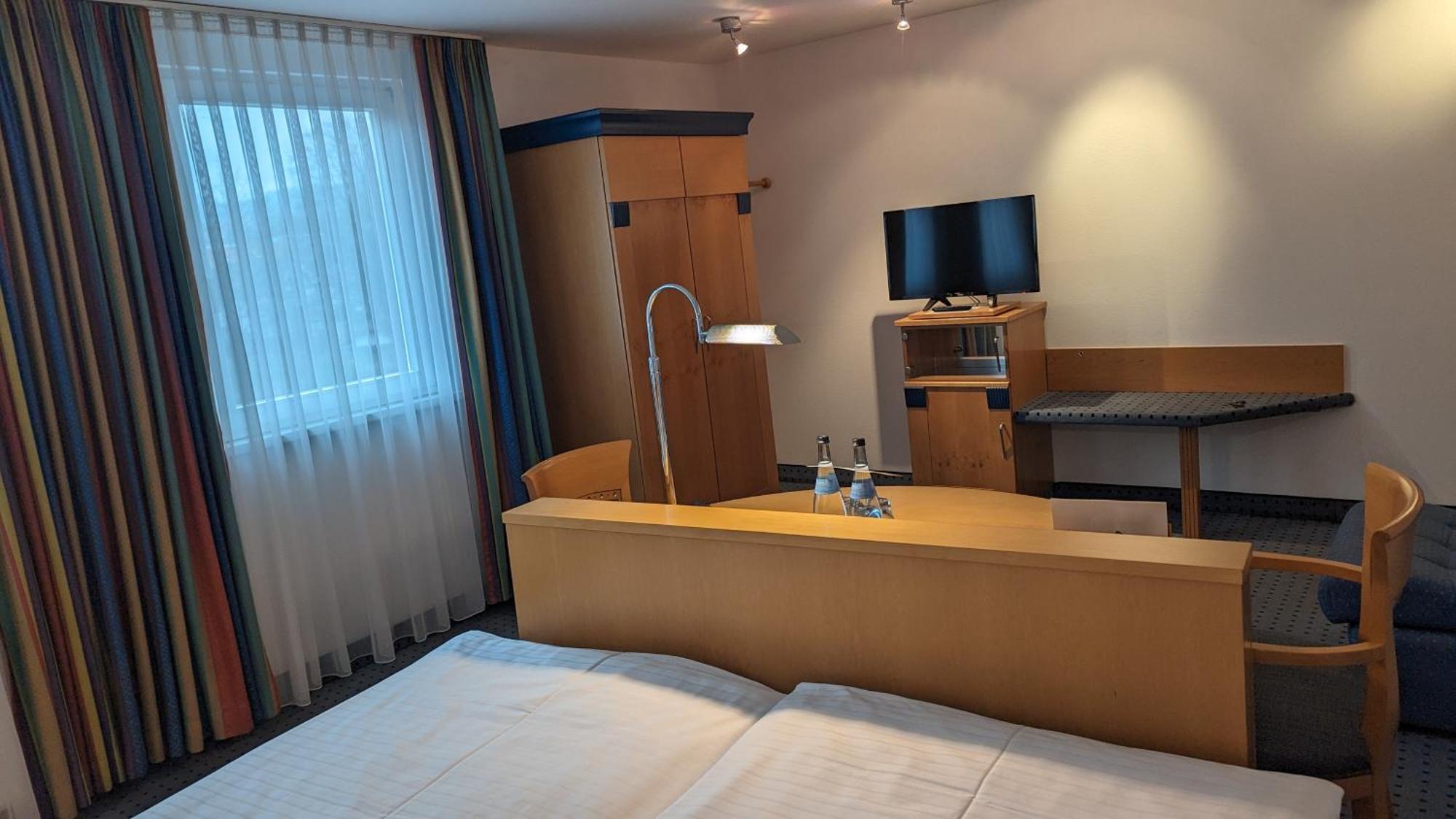 Hotel Gasthof Lang 바링엔 외부 사진