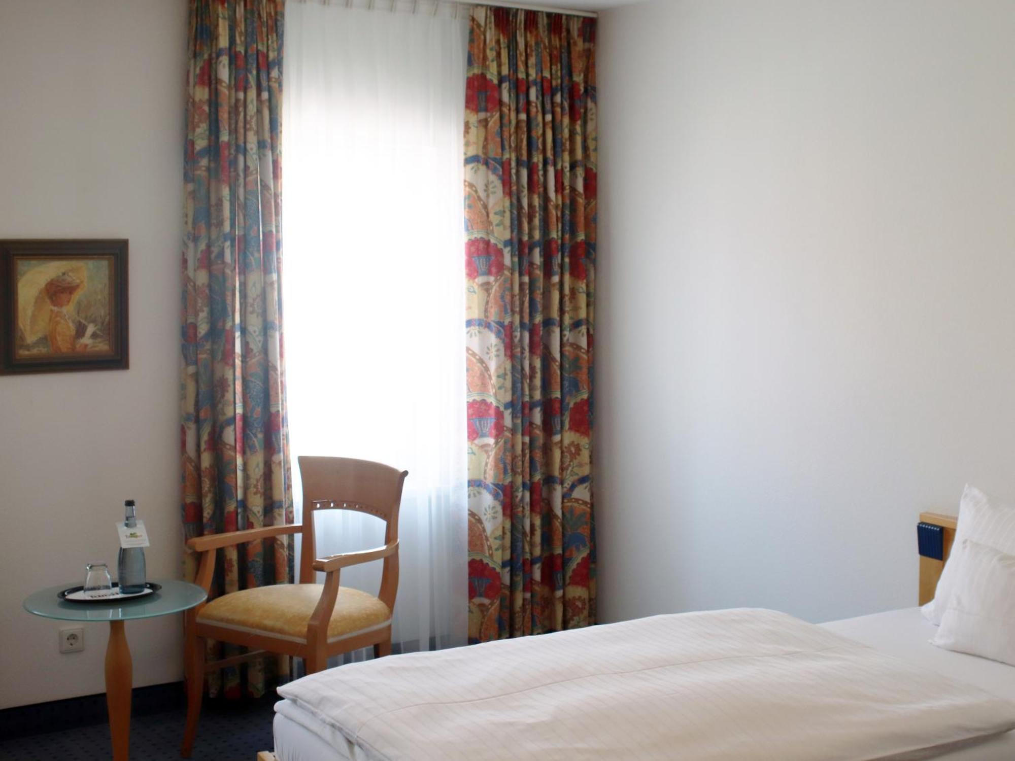 Hotel Gasthof Lang 바링엔 외부 사진